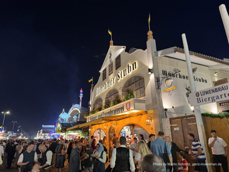 die Münchner Stubn im Stil eines traditionellen Münchner Stadthauses auf dem Oktoberfest am 07.09.2022 (©Foto:Martin Schmitz)